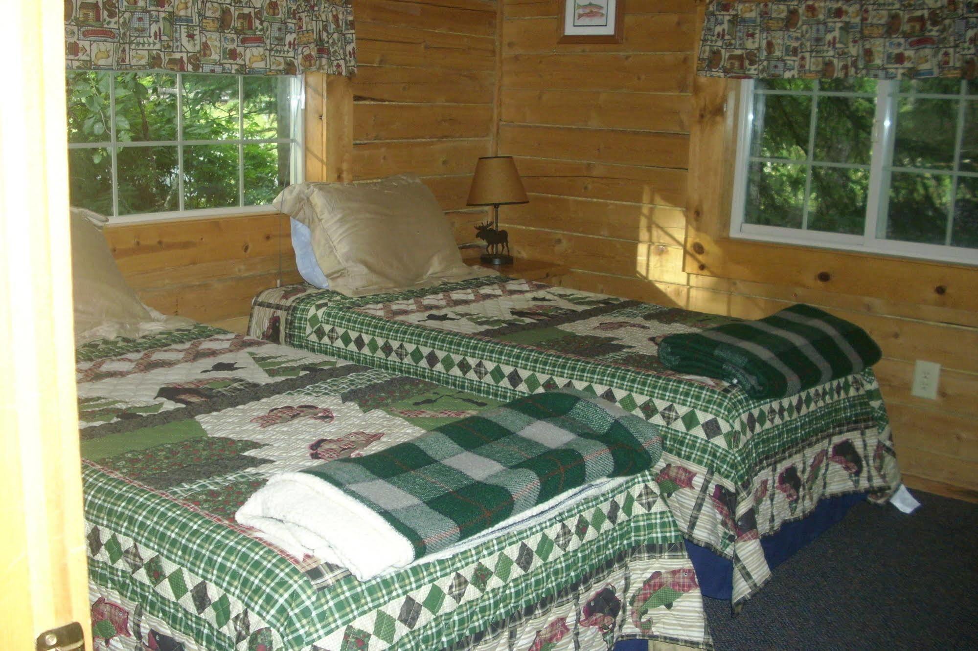 Box Canyon Cabins Seward Bagian luar foto