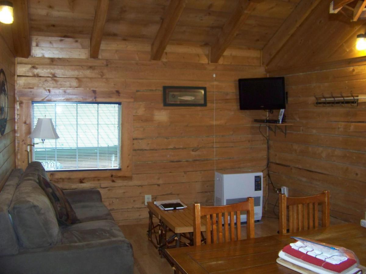 Box Canyon Cabins Seward Bagian luar foto